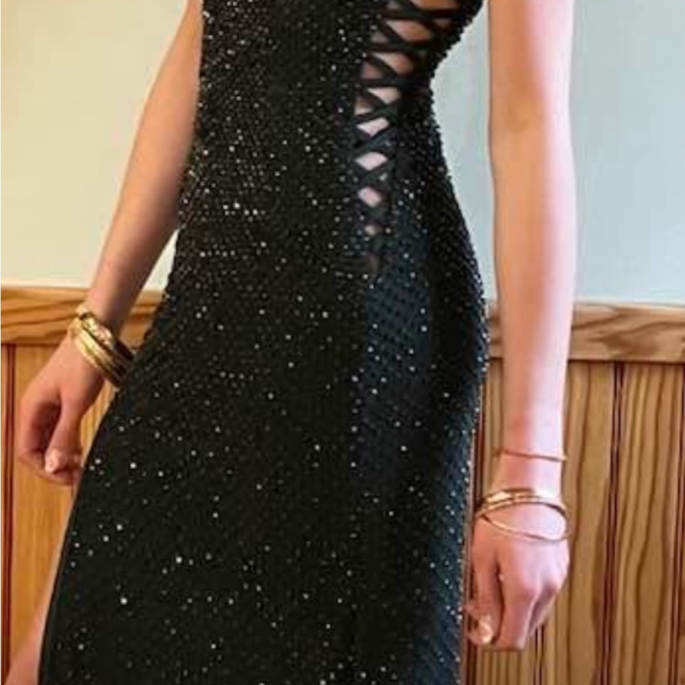 Elegant Green Sleeveless Dress